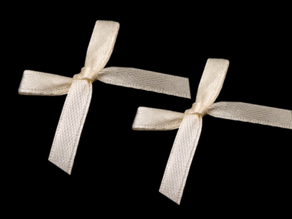 Svatební mašličky / kotilion šíře 30-50 mm saténové