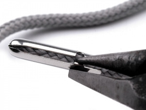 Kovová koncovka na šňůrky 5x22 mm