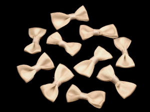 Svatební / prádlové mašličky 12x25 mm saténové