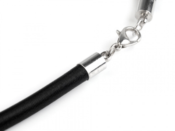 Hladká šňůrka s karabinkou délka 48 cm