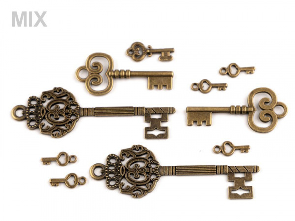 Přívěsky klíče mix velikostí