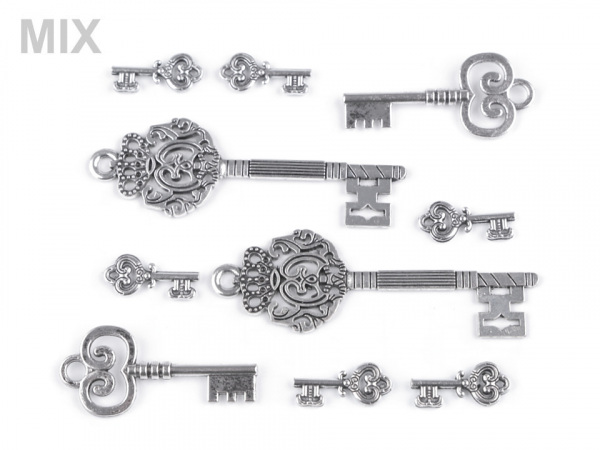 Přívěsky klíče mix velikostí