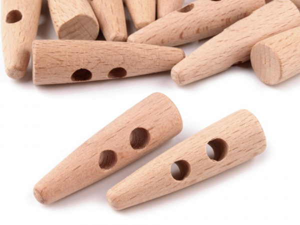 Knoflík dřevěný rohy 50 mm