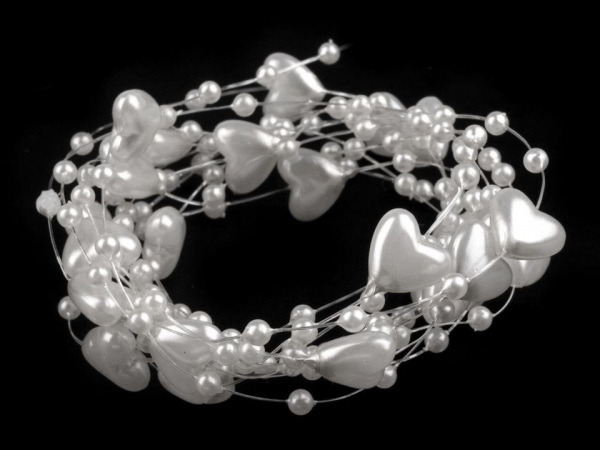 Perličky na silonu Ø8mm srdce bílé