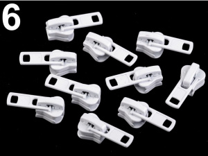 Jezdec ke kostěným zipům No 8