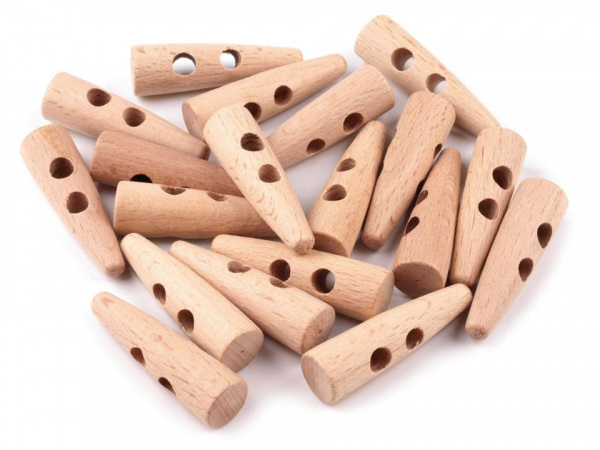 Knoflík dřevěný rohy 50 mm