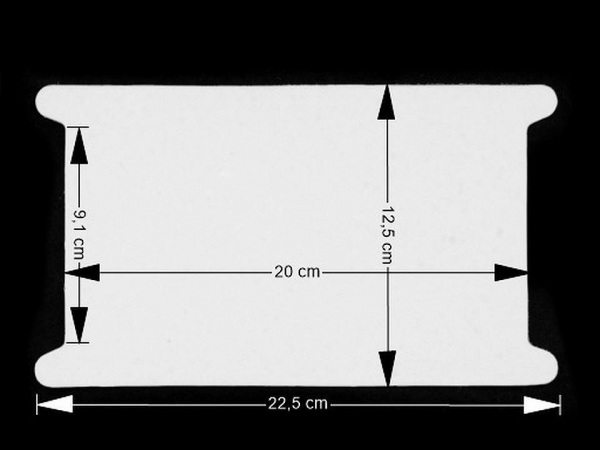 Papírová karta 12,5x22,5 cm s výřezem