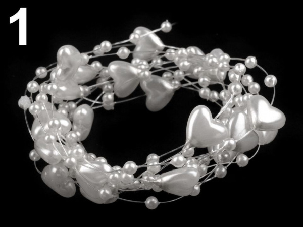 Perličky na silonu Ø8mm srdce bílé