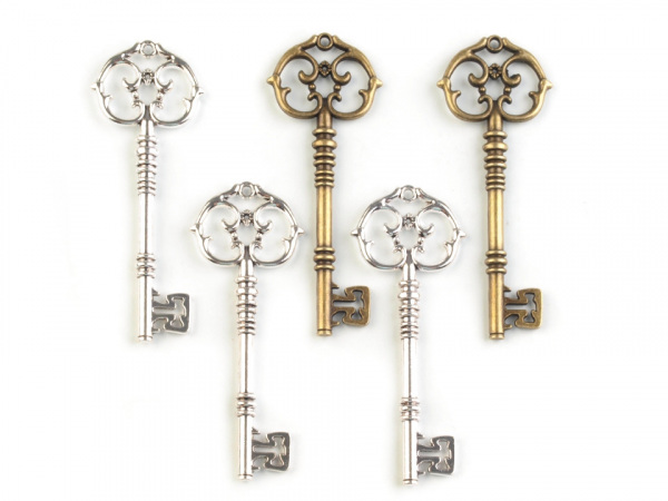 Přívěsek klíč 31x82 mm