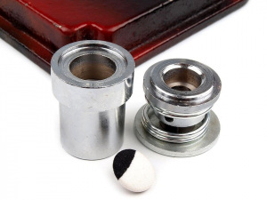 Knoflík na potahování celokovový velikost 36"