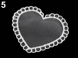 Textilní aplikace / nášivka krajkové srdce