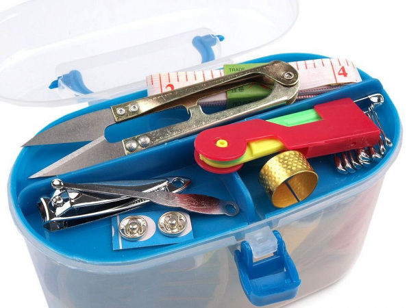 Sada na šití v boxu - střední