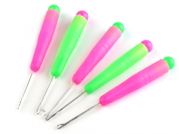 Vázací háček na tapiko