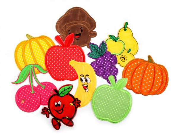 Nažehlovačka dýně, banán, jablko, třešně, víno