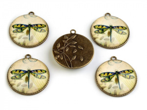 Přívěsek Ø37 mm vážka