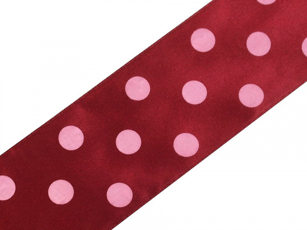 Saténová stuha s puntíky šíře 51 mm