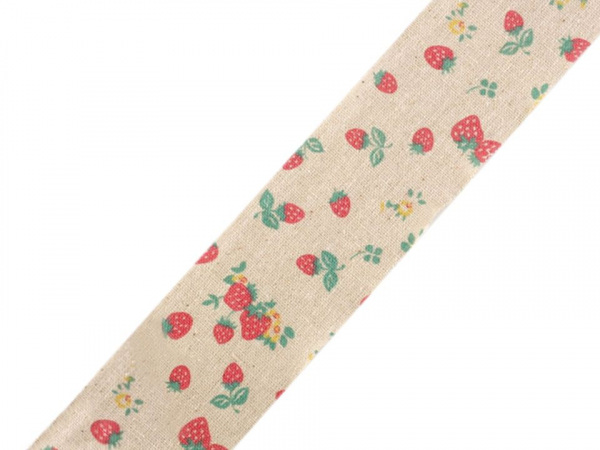 Bavlněná stuha šíře 60 mm jahody, listy