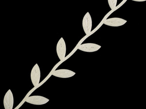 Saténový prýmek šíře 25 mm listy