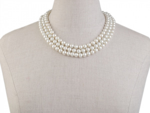 Perlový náhrdelník ve stylu 30. let