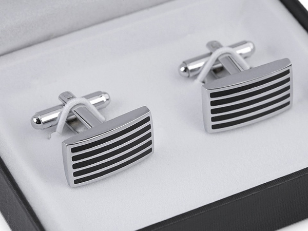 Manžetové knoflíky v krabičce