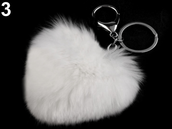 Kožešinová bambule na kabelku srdce