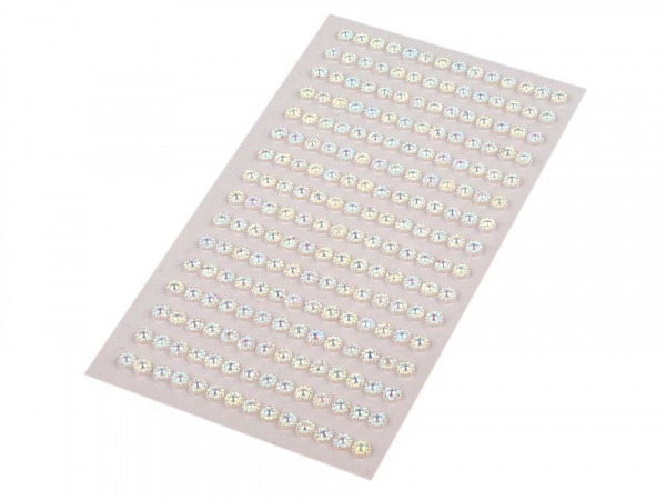 Samolepicí kamínky na lepicím proužku Ø4 mm