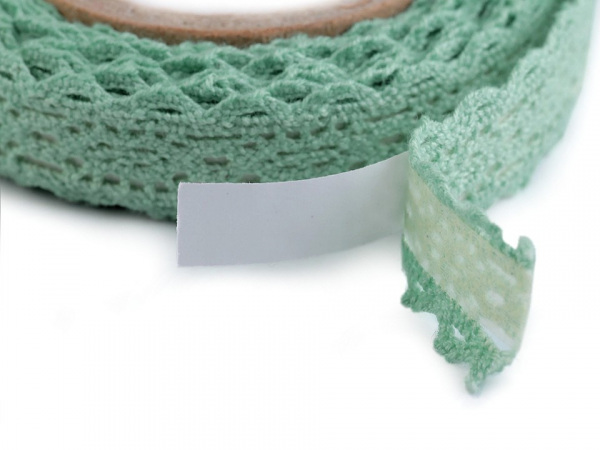 Samolepicí krajka šíře 15 mm