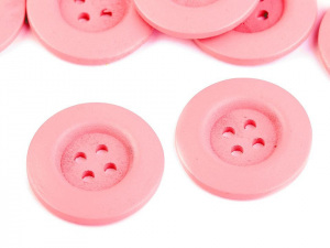 Dřevěný dekorační knoflík čtyřdírkový