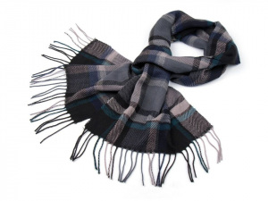 Šála károvaná s třásněmi