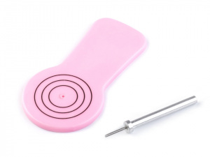 Navíječ na quilling s navíjecím perem