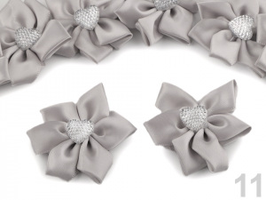 Saténový květ se srdcem Ø50 mm s kamínkem