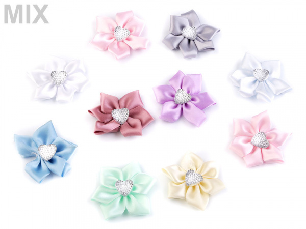 Saténový květ se srdcem Ø50 mm s kamínkem