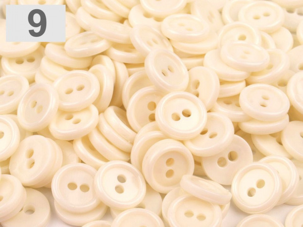 Knoflík košilový velikost 18"