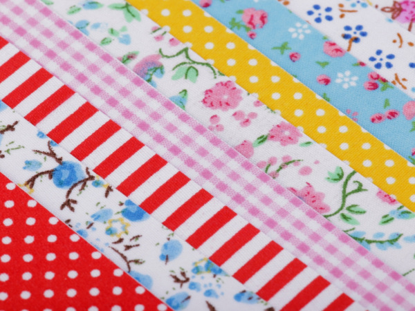 Samolepicí látka 10x15 cm