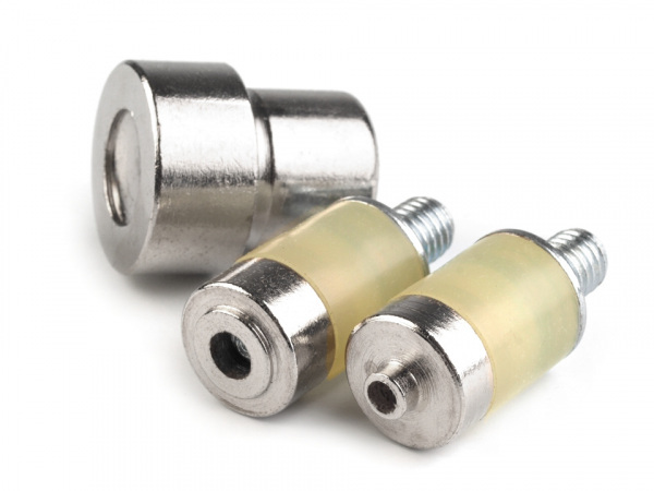 Piston k nýtování patentek