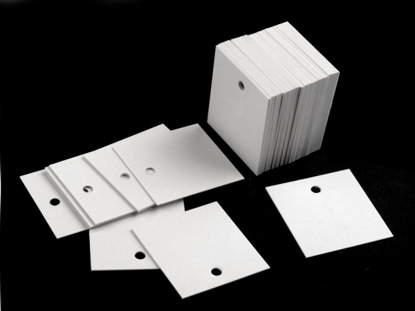 Papírová visačka / jmenovka 37x40 mm