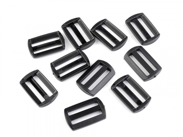 Průvlek šíře 30 mm černý