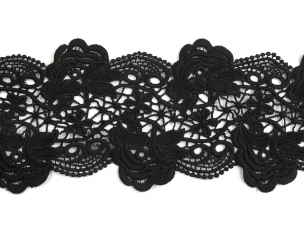 Vyšívaná krajka šíře 13 cm