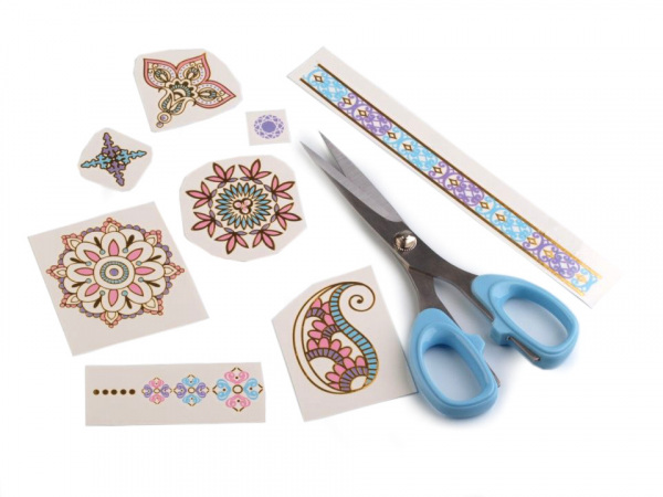 Metalické tetování smývatelné