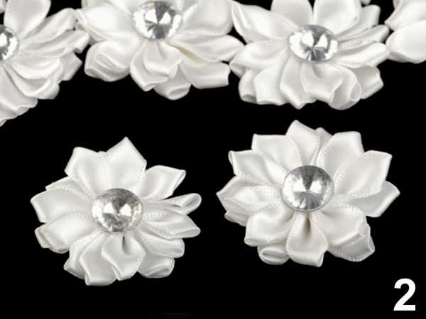 Saténový květ Ø40 mm s kamínkem