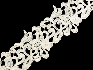 Vyšívaná krajka šíře 70-75 mm