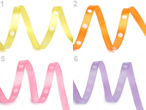 Saténová stuha s puntíky šíře 10 mm