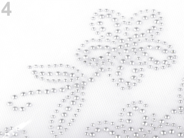 Nažehlovací aplikace s kovovým hot fixem