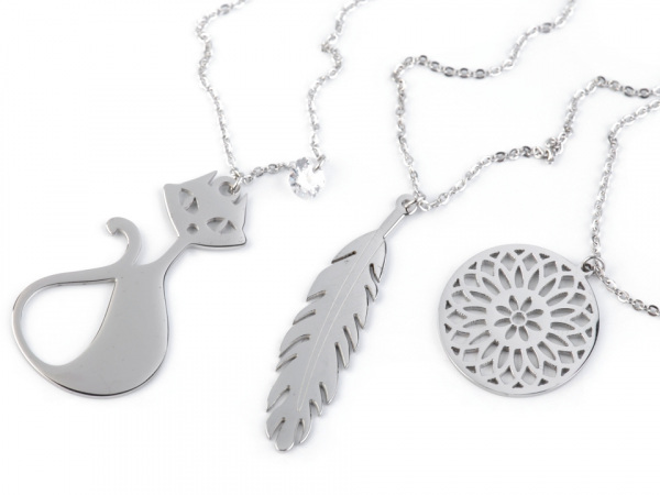 Náhrdelník kočka, pírko, mandala z nerezové oceli