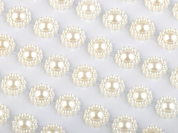 Samolepicí květy na lepicím proužku Ø8 mm