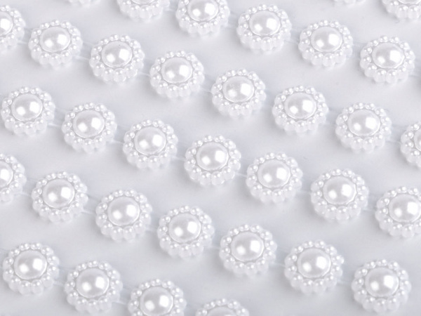 Samolepicí květy na lepicím proužku Ø8 mm