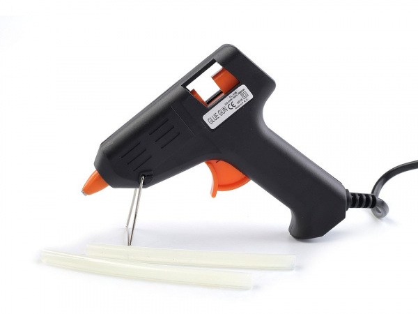 Tavná pistole s lepidly - sada