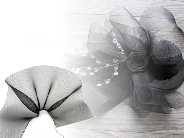 Modistická krinolína na vyztužení šatů a výrobu fascinátorů šíře 12 cm