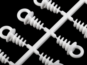 Očko na polystyrenové ozdoby 1,1x2,5 cm