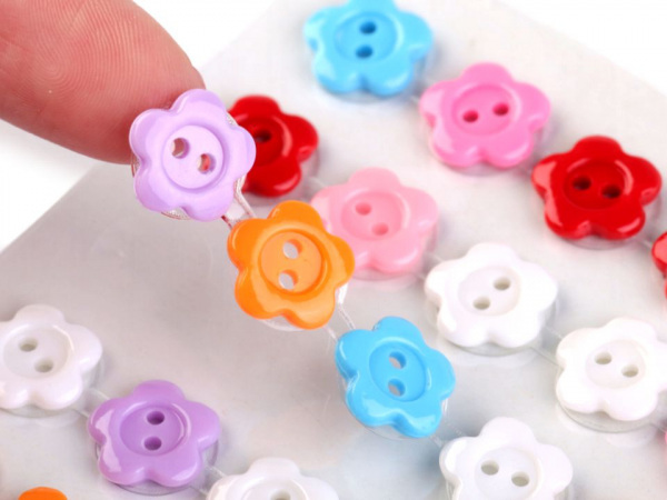Samolepicí knoflíky na lepicím proužku Ø11 mm